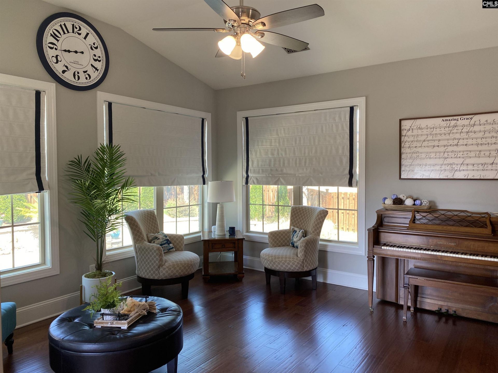 208 Heddon Drive  Photo 17