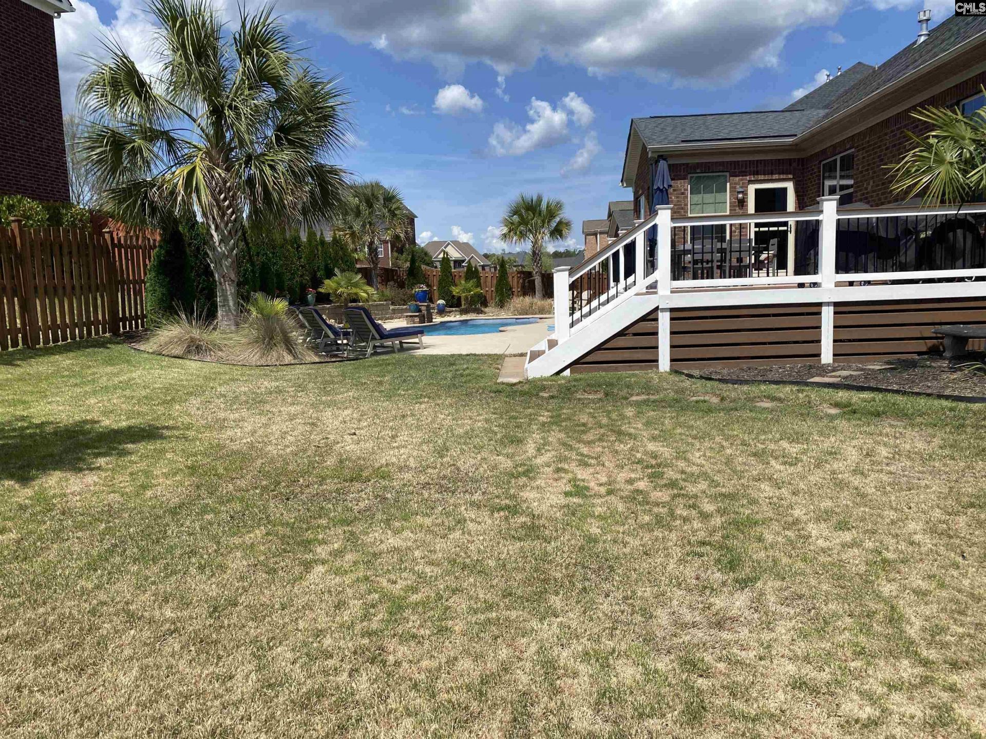 208 Heddon Drive  Photo 40