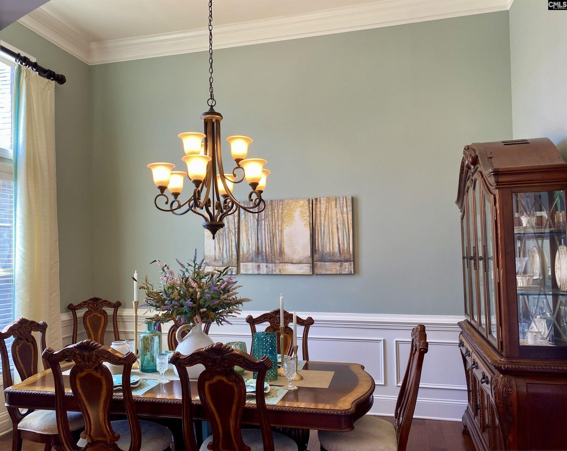 208 Heddon Drive  Photo 9