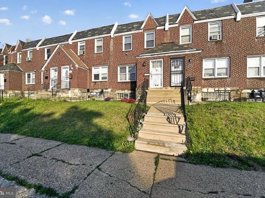 7015 Large Street, Philadelphia, PA 19149 Main Photo