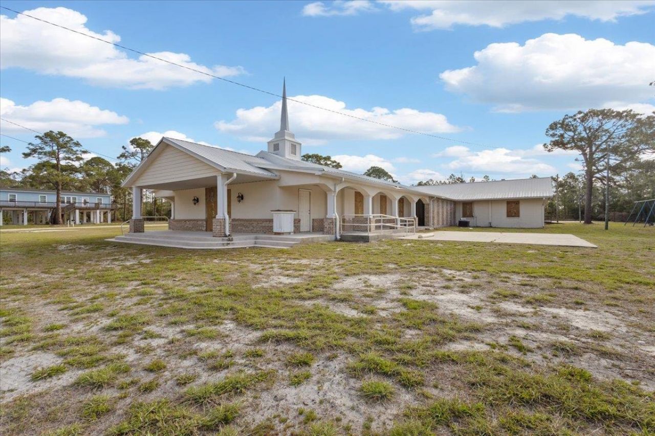 21070 Beach Rd, Perry, FL 32348 Photo