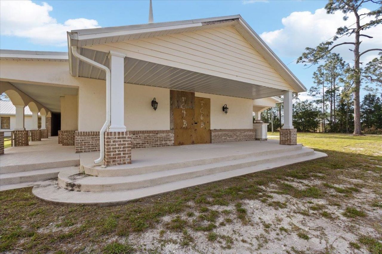 21070 Beach Rd, Perry, FL 32348 Photo