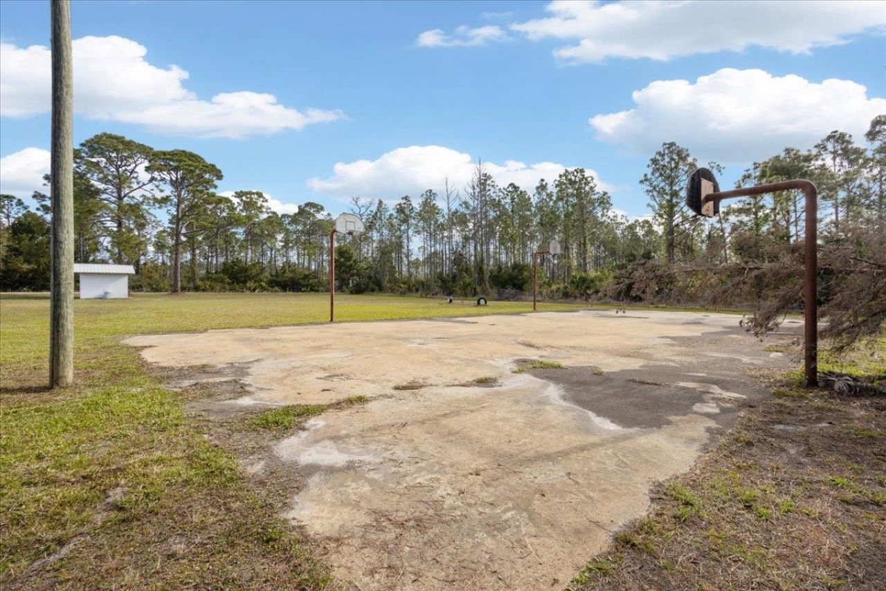 21070 Beach Rd, Perry, FL 32348 Photo