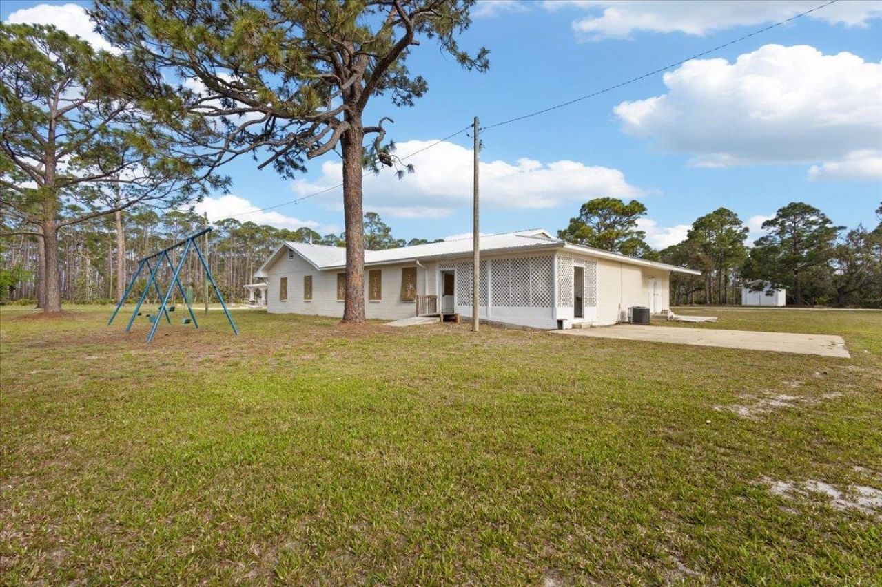 21070 Beach Rd, Perry, FL 32348 Photo