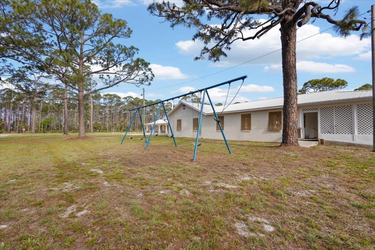 21070 Beach Rd, Perry, FL 32348 Photo