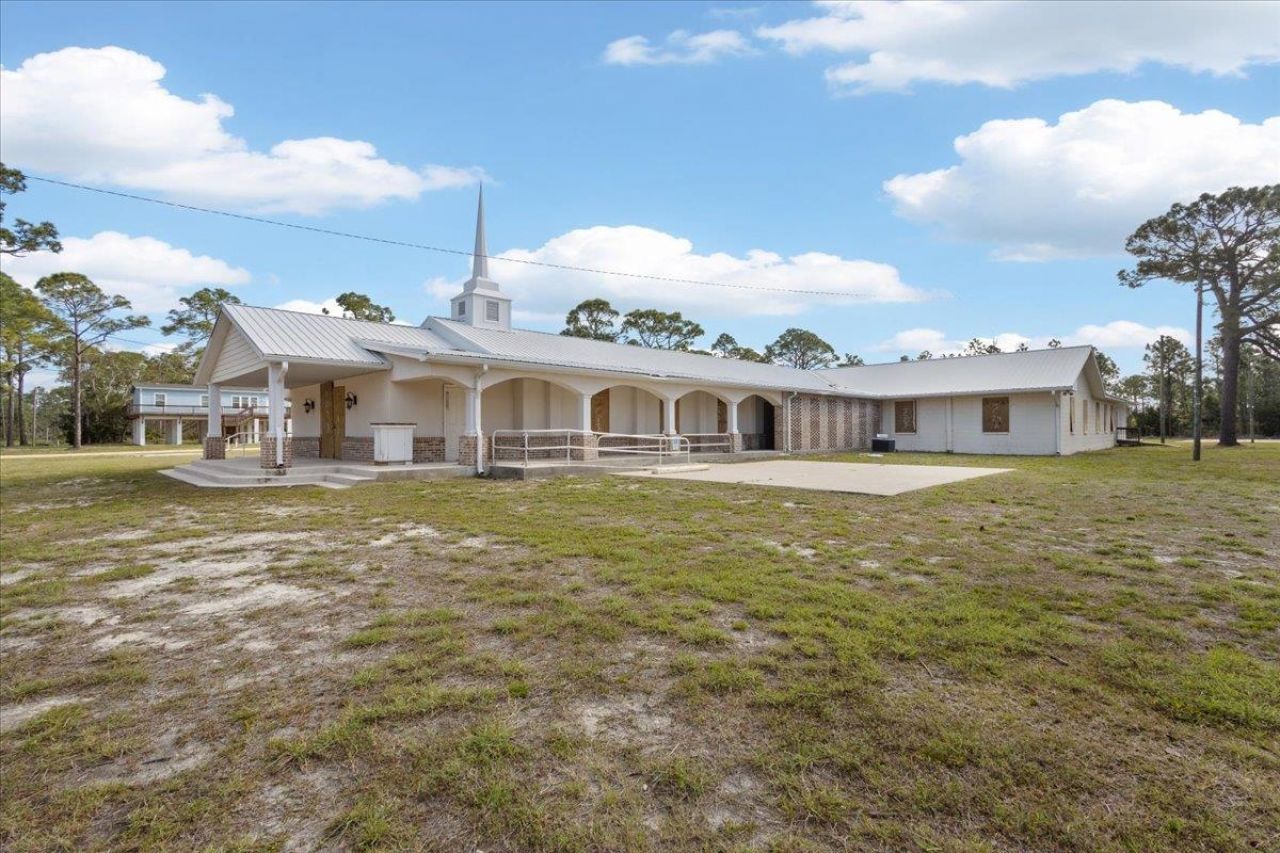 21070 Beach Rd, Perry, FL 32348 Photo