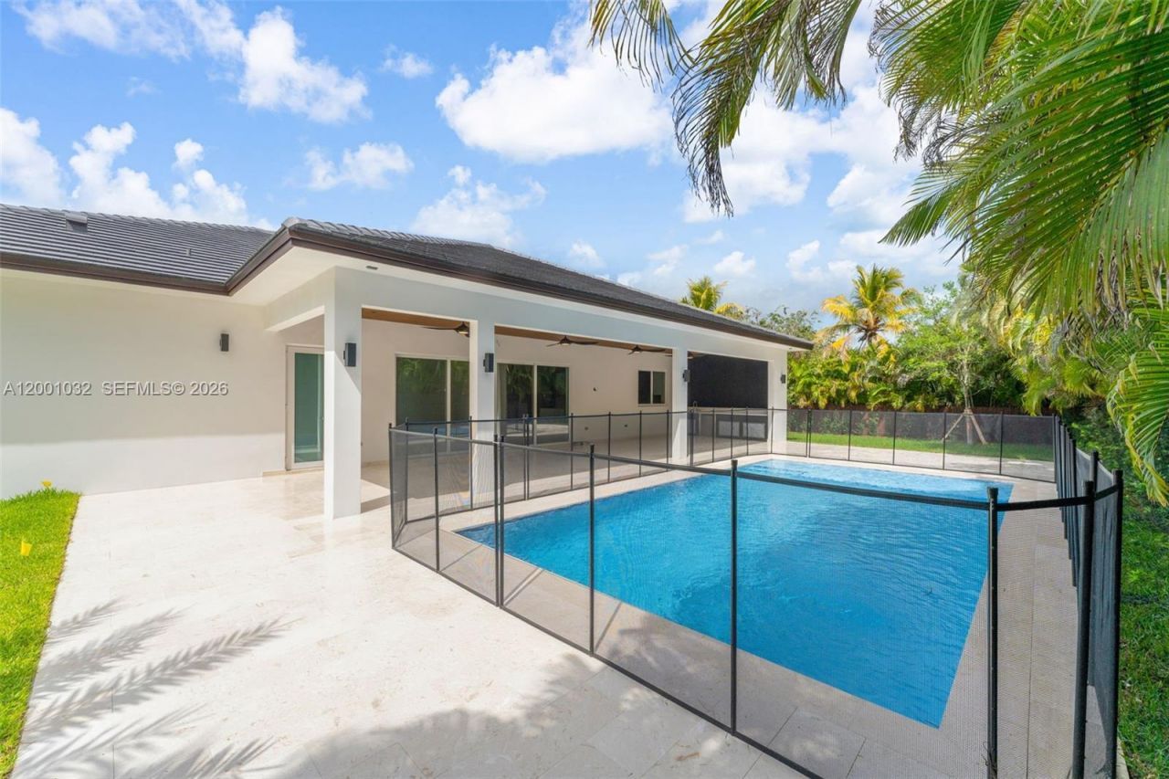 7980 SW 184th Ter , Cutler Bay, FL 33157 Photo