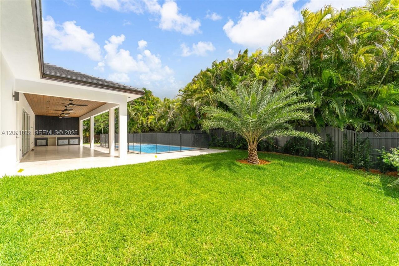 7980 SW 184th Ter , Cutler Bay, FL 33157 Photo