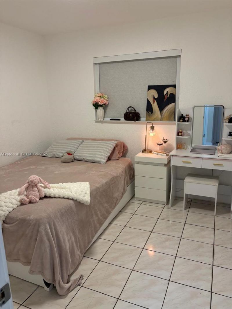 3103 W 70th St, Hialeah, FL 33018 Photo