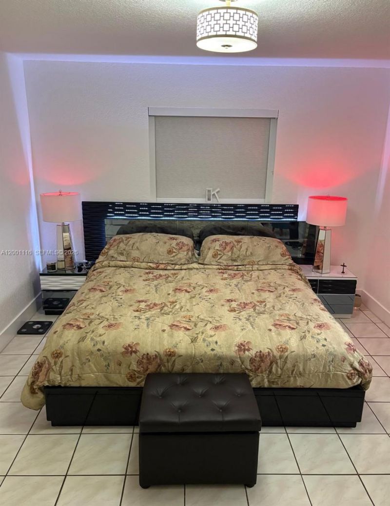 3103 W 70th St, Hialeah, FL 33018 Photo