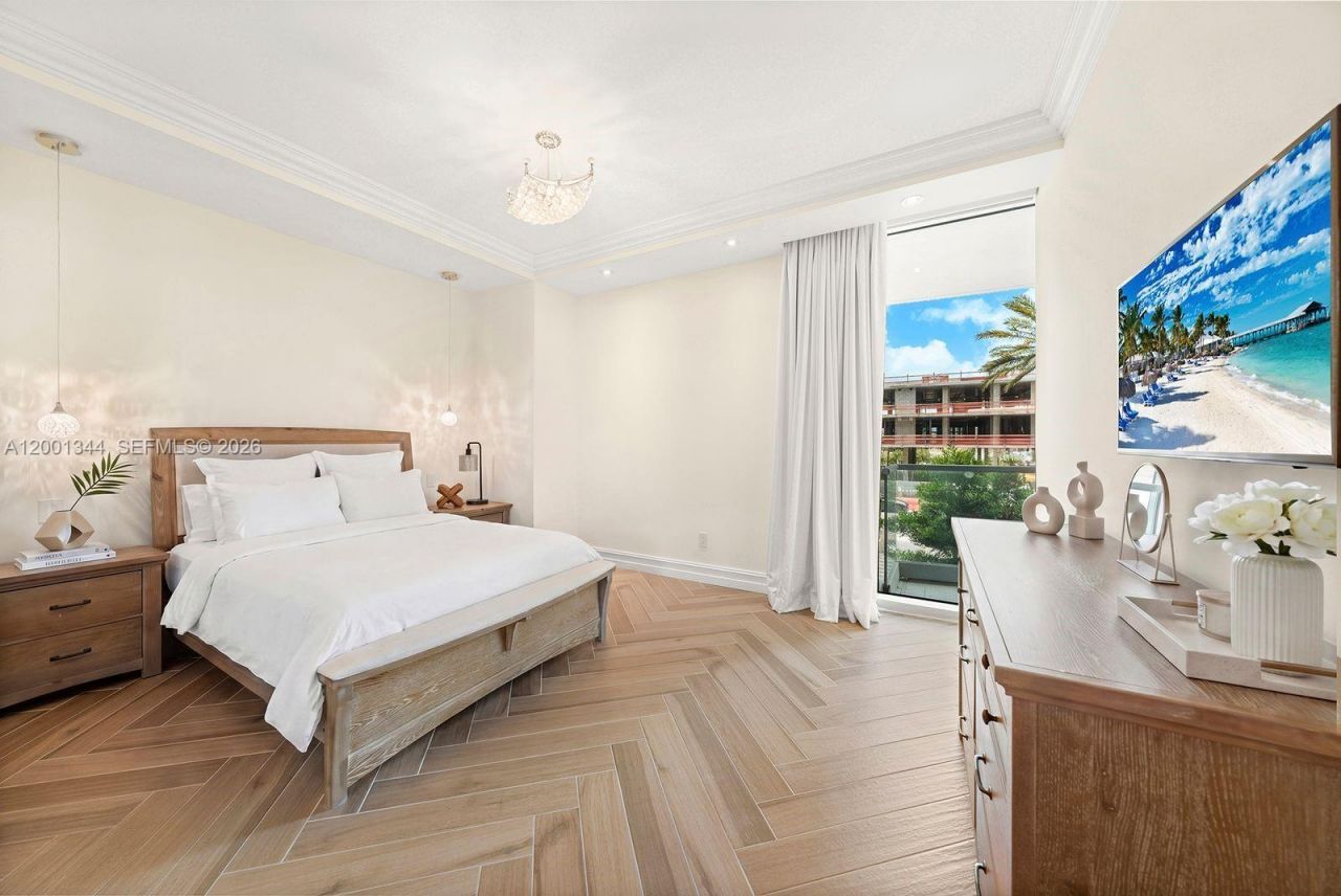 9349 Collins Ave, Unit 203, Surfside, FL 33154 Photo