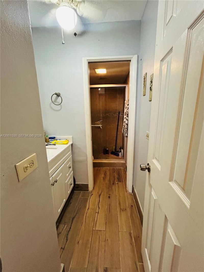 1589 W 73rd St, Hialeah, FL 33014 Photo