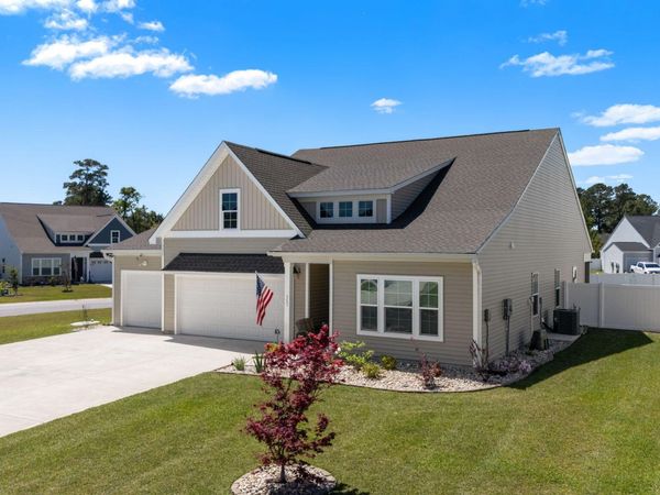 353 Mayflower Drive NW, Calabash, NC 28467