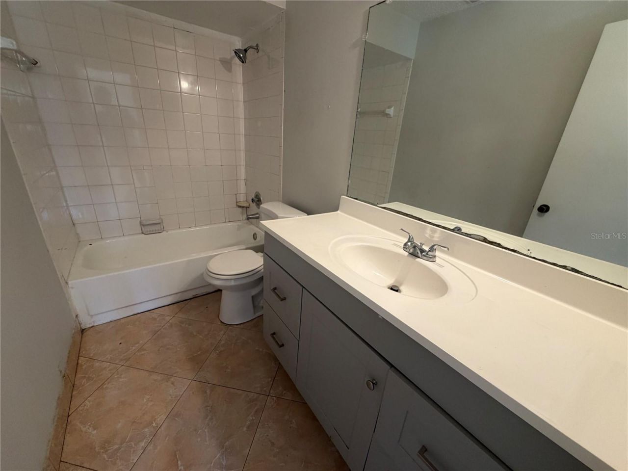 5225 Via Hacienda Circle, Unit B115, Orlando, FL 32839 Photo