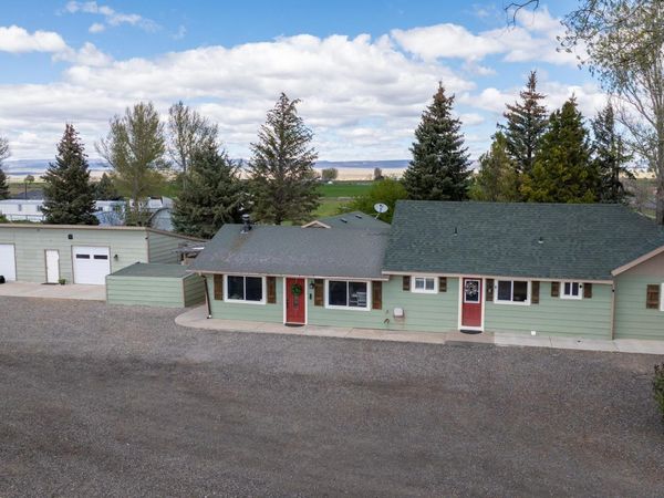 1409 S 2000 E, Gooding, ID 83330