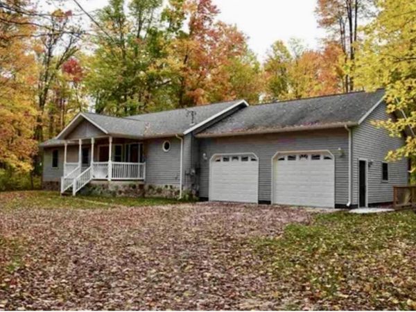11805 S Flooter Road, Roscommon, MI 48653