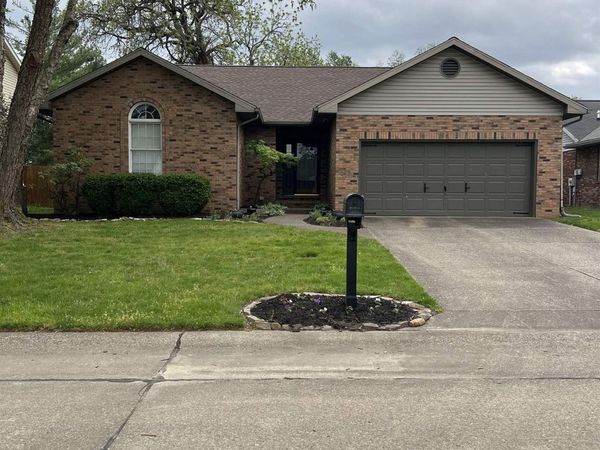 2841 Oakshire Drive, Evansville, IN 47711