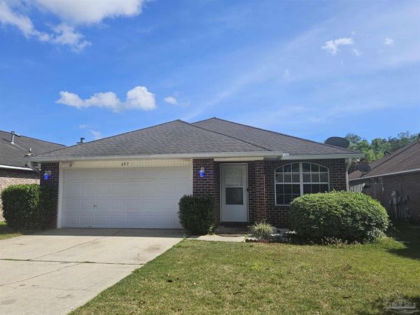 647 Mozingo Ln, Pensacola, FL 32514