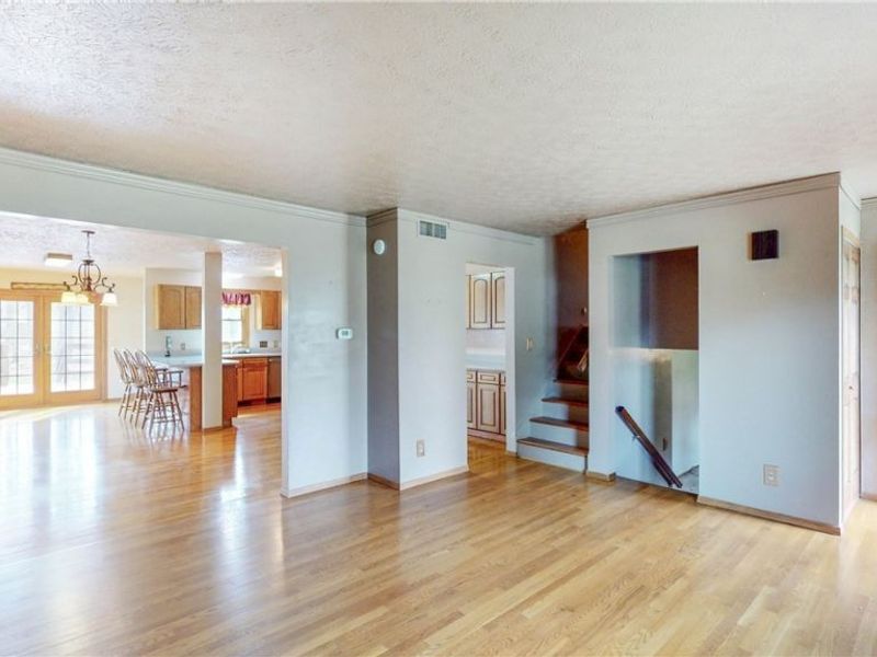 251 S Hametown Road, Akron, OH 44321 Photo 14