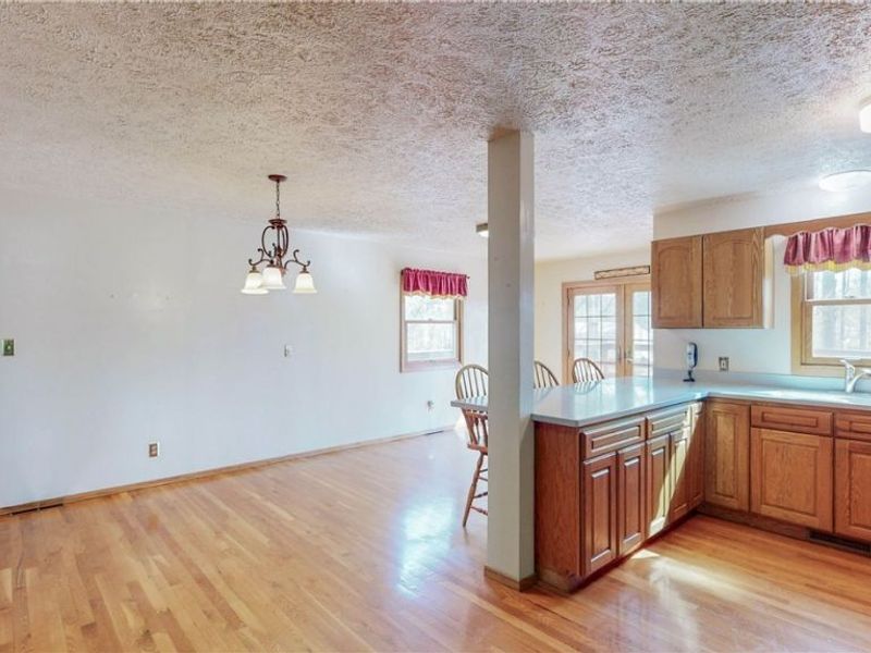 251 S Hametown Road, Akron, OH 44321 Photo 17