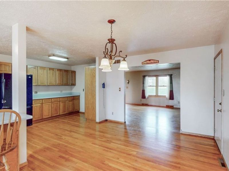 251 S Hametown Road, Akron, OH 44321 Photo 25