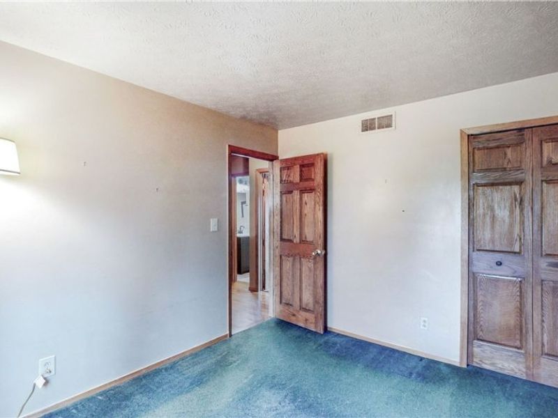 251 S Hametown Road, Akron, OH 44321 Photo 26