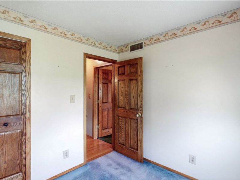 251 S Hametown Road, Akron, OH 44321 Photo 27