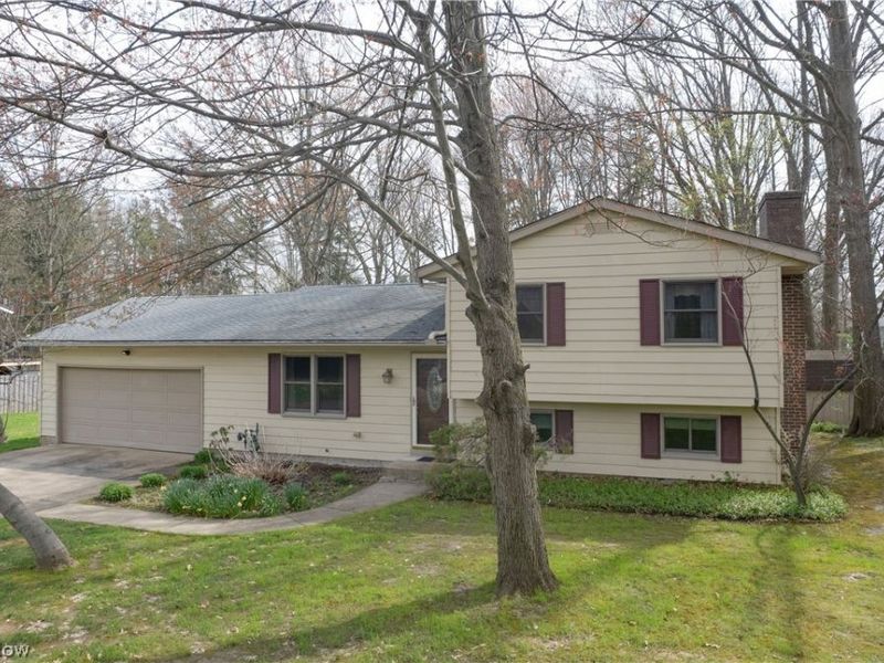 251 S Hametown Road, Akron, OH 44321 Photo 3