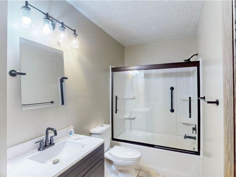 251 S Hametown Road, Akron, OH 44321 Photo 31