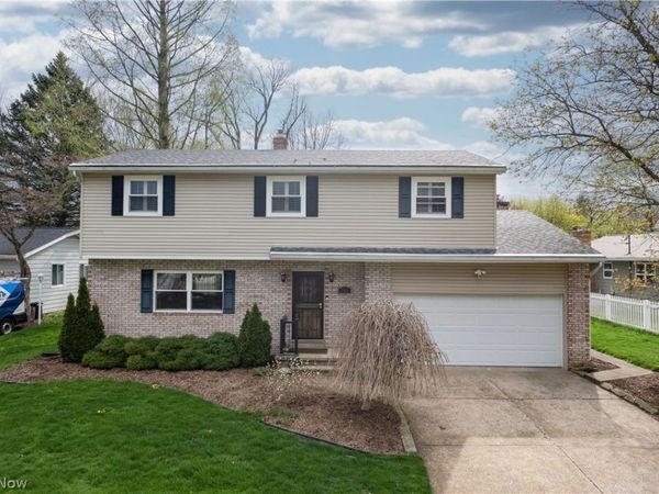 215 Grayling Drive , Fairlawn, OH 44333