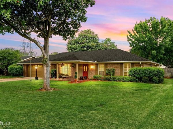 203 Kensington Avenue, Bossier City, LA 71111
