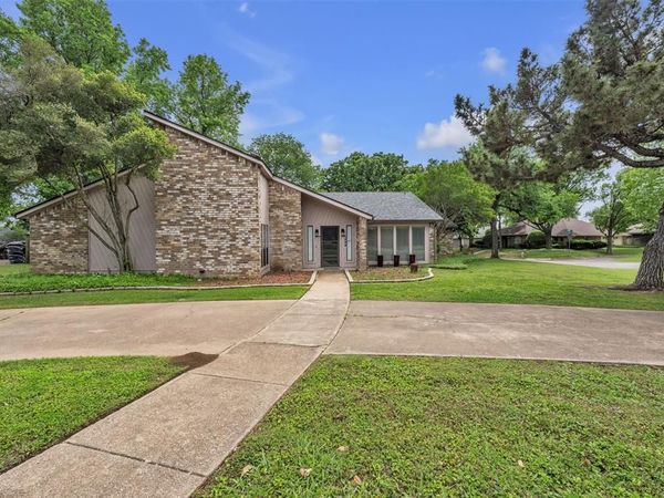 1200 Saint Andrews Court, Mansfield, TX 76063