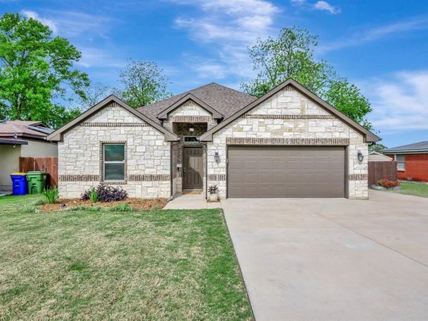 608 Perry Drive, White Settlement, TX 76108