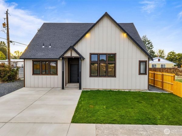 315 Buttercup Street , Soap Lake, WA 98851
