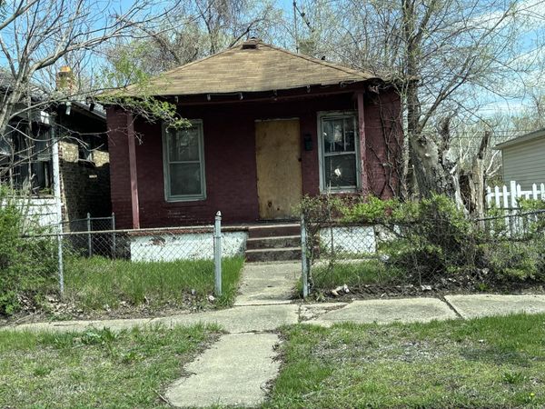 2461 Delaware Street , Gary, IN 46407