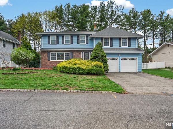 7 Chicopee Drive, WAYNE, NJ 07470