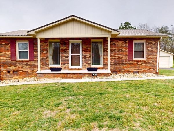 2418 Amber Meadows Rd, Cookeville, TN 38506