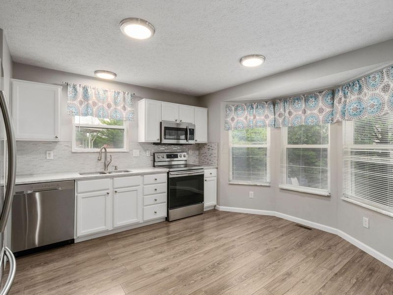 6749 Laburnum Drive, Canal Winchester, OH 43110 Photo 10