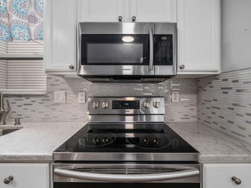 6749 Laburnum Drive, Canal Winchester, OH 43110 Photo 11