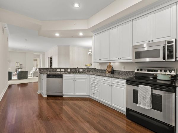 5745 Newbank Circle, Unit 202, Dublin, OH 43017