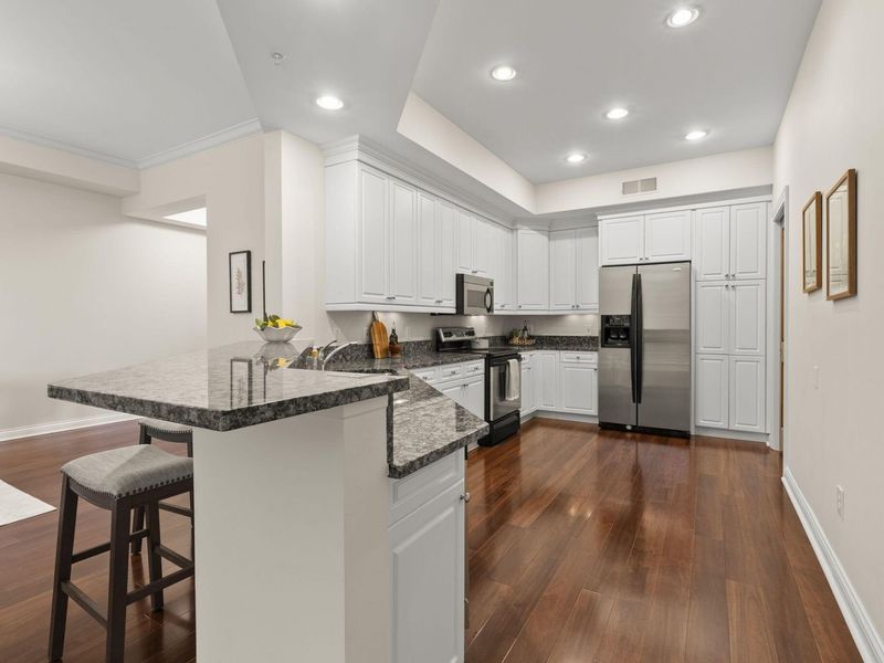 5745 Newbank Circle , Unit 202, Dublin, OH 43017 Photo 10