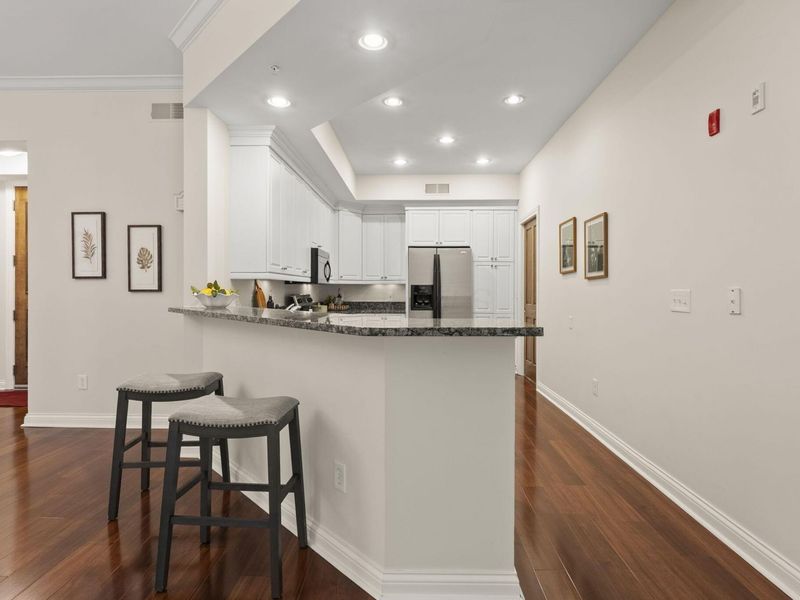 5745 Newbank Circle , Unit 202, Dublin, OH 43017 Photo 9