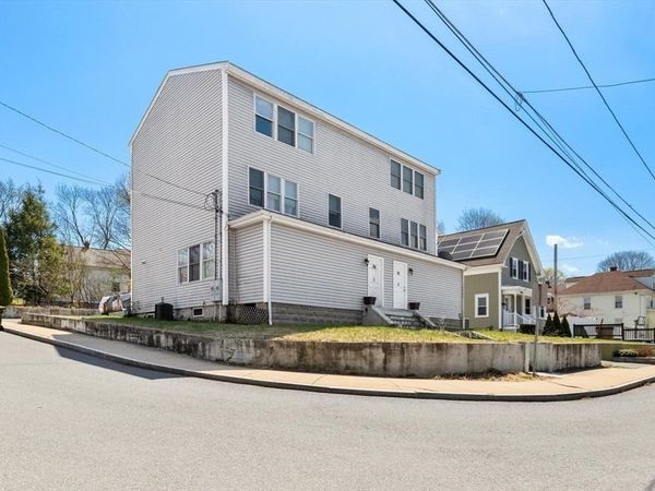 87 Alpine Pl, Unit 2, Franklin, MA 02038