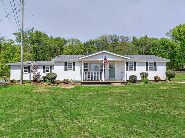 233 Rucker Rd, Murfreesboro, TN 37127