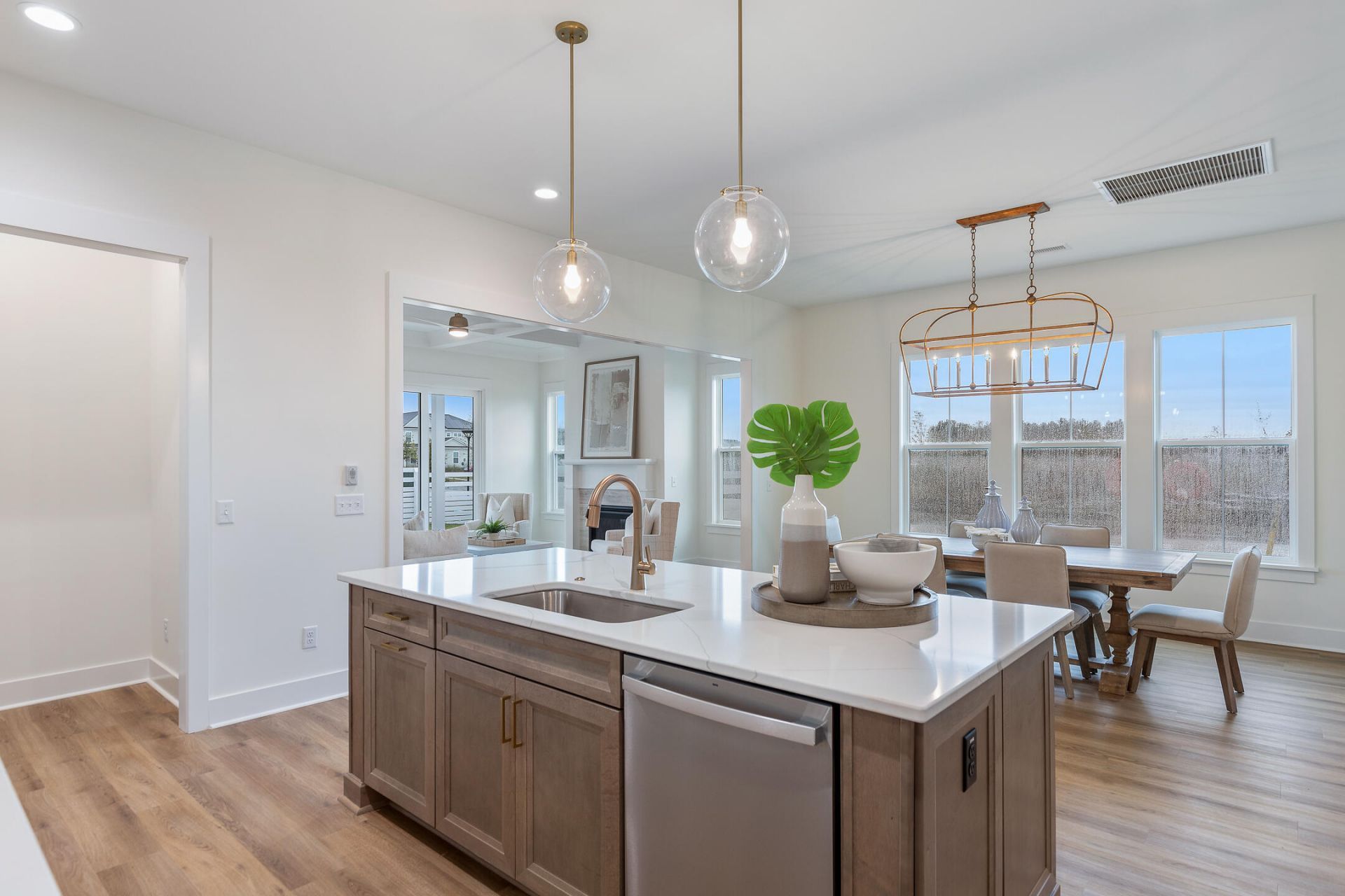 624 June Berry Drive Photo 11