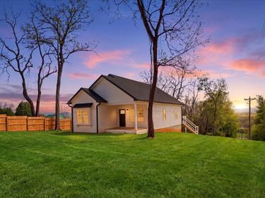 103 HILLTOP TERRACE RD, STAUNTON, VA 24401