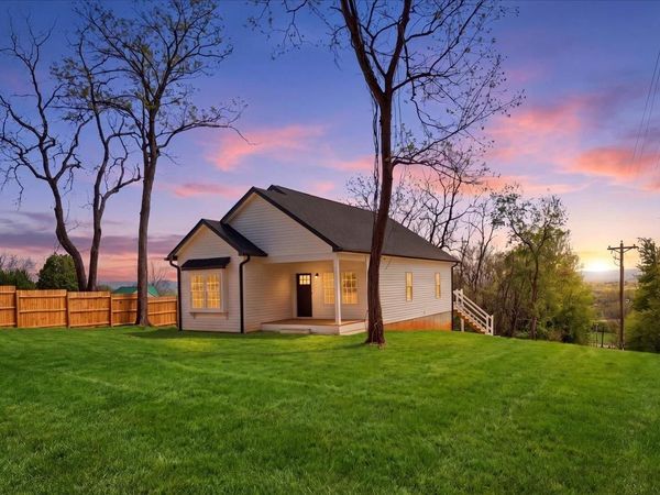 103 HILLTOP TERRACE RD, STAUNTON, VA 24401