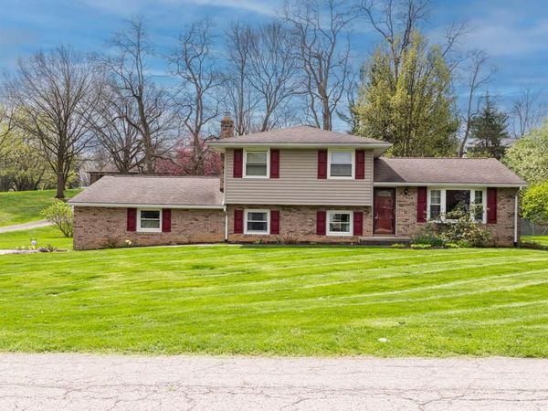 2472 Wedgewood Dr, Mansfield, OH 44903