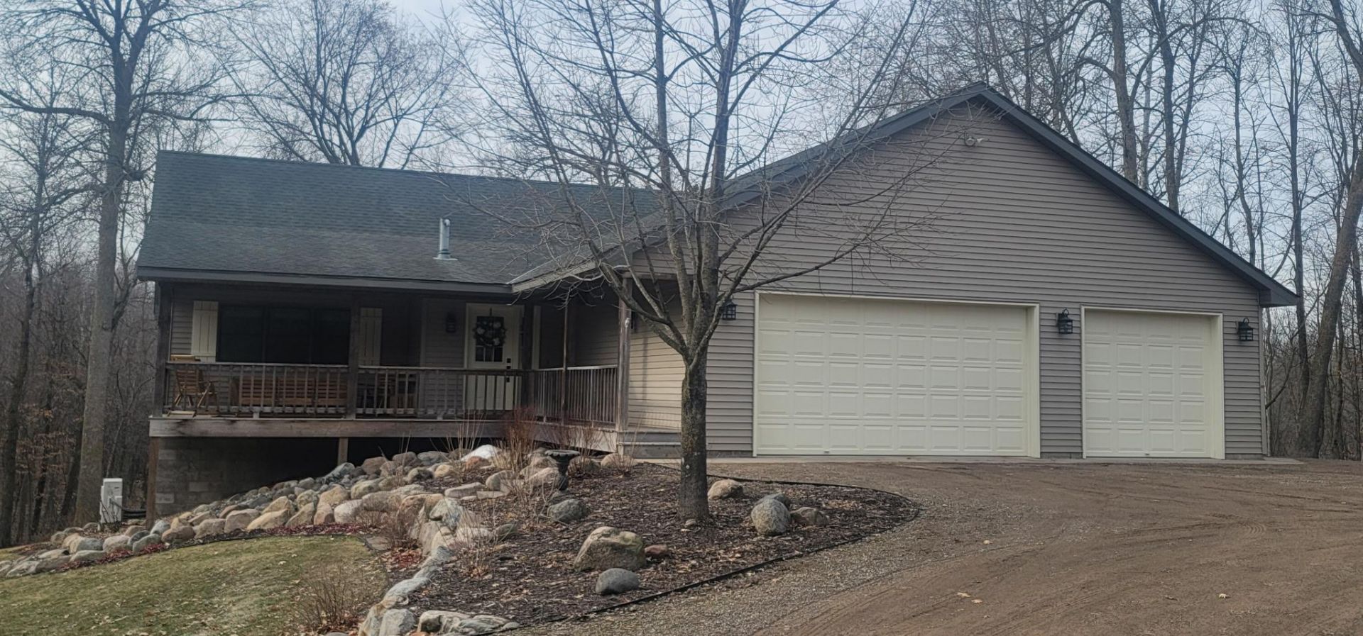 8412 Spring Lake Road NE, North Branch, MN 55056