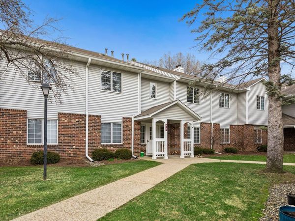 3563 Blue Jay Way , Unit 203, Eagan, MN 55123